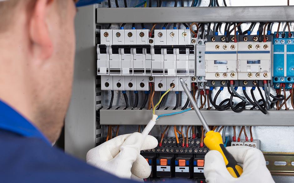 cherche électricien pas cher Villemomble